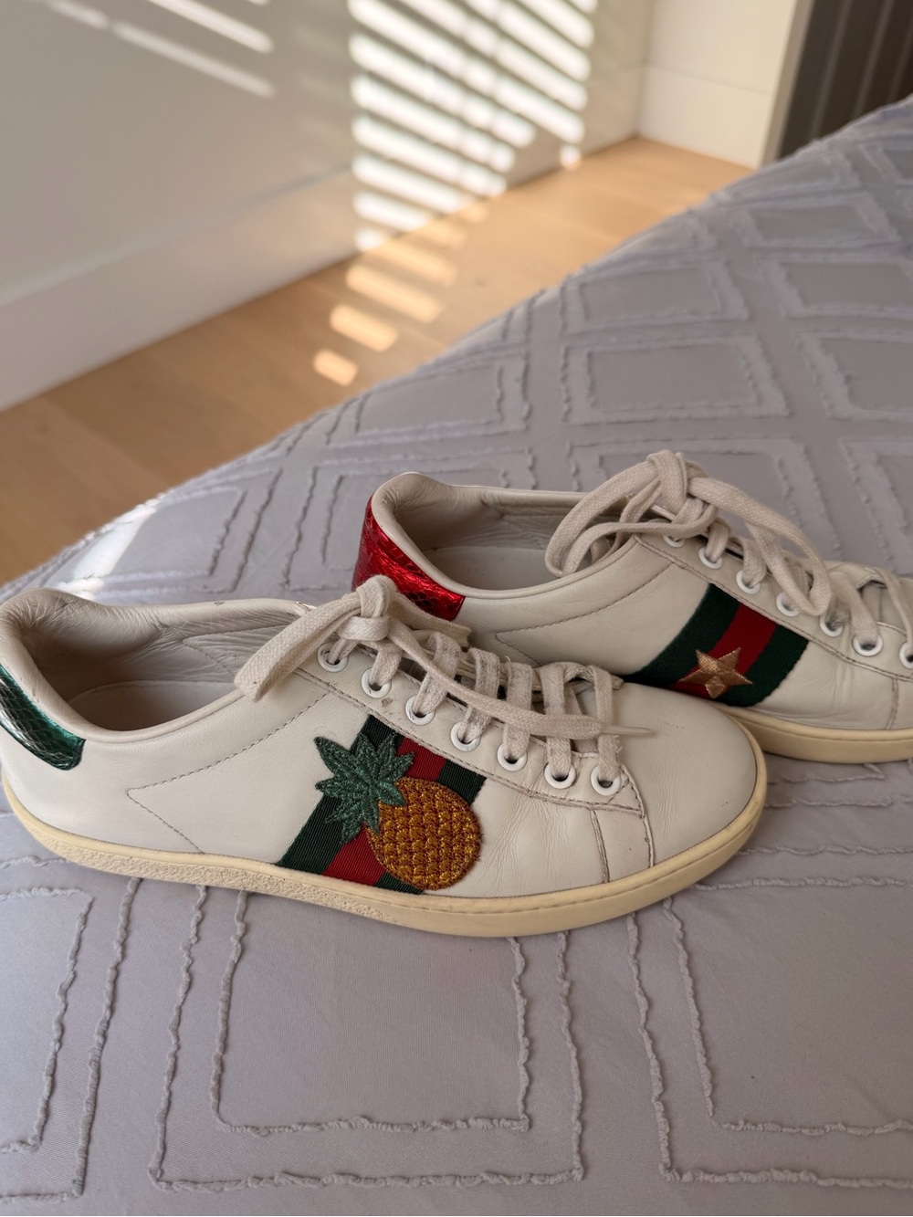Authentic Gucci Ace Pineapple & Ladybug Sneakers – Women’s